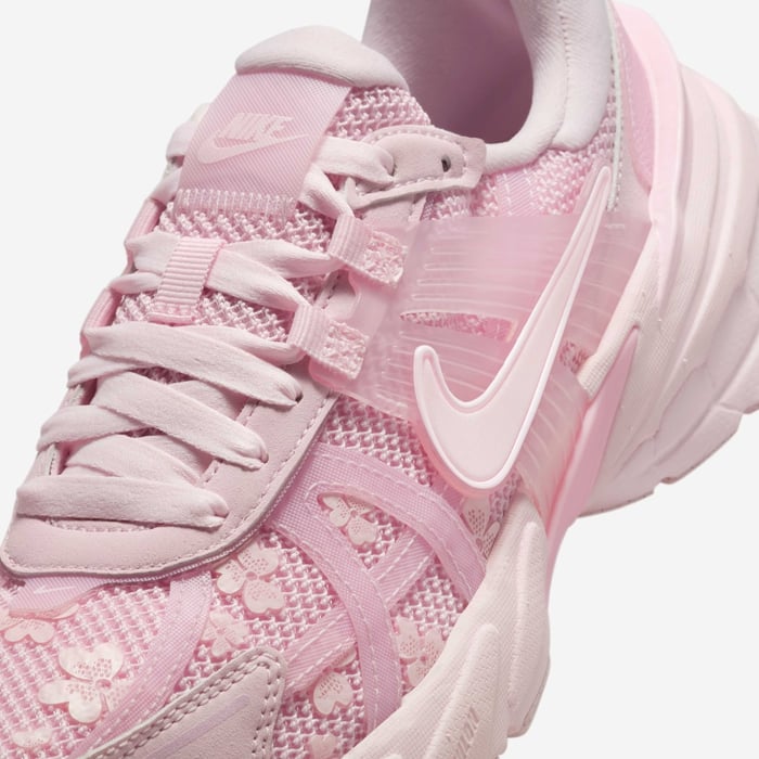 Nike V2K Run Pink Foam