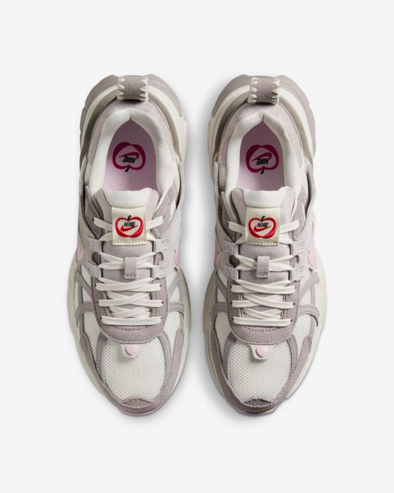 Nike V2K Run Sail Pink Foam College Grey